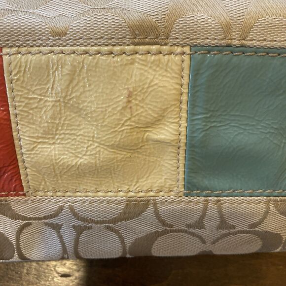 Coach Signature Stripe Multi Color Hobo Bag Plus Wallet Make an Offer! - Picture 8 of 9